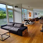 Apartment Penthouse Am Golfplatz, Nähe Redbull Ring Trofaiach