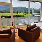 Penthouse Am Golfplatz, Nähe Redbull Ring Apartment Trofaiach
