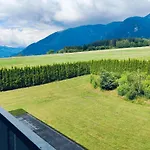 Apartment Penthouse Am Golfplatz, Nähe Redbull Ring *