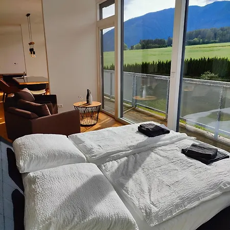 Penthouse Am Golfplatz, Naehe Redbull Ring *