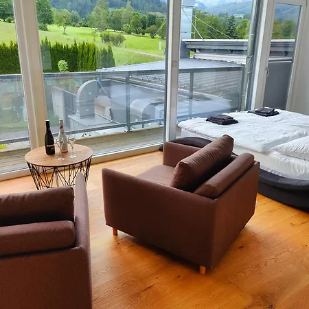 Penthouse Am Golfplatz, Naehe Redbull Ring * Trofaiach