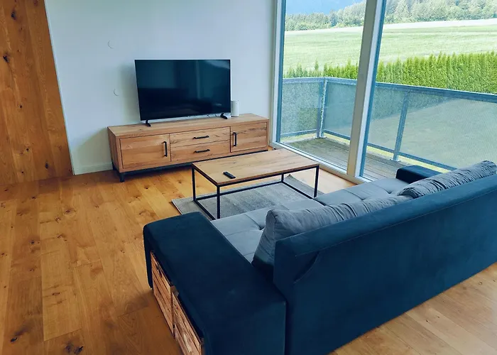 Penthouse Am Golfplatz, Naehe Redbull Ring * Trofaiach